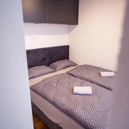 Container House Kod Cupe Chalé Kupres (Canton 10)