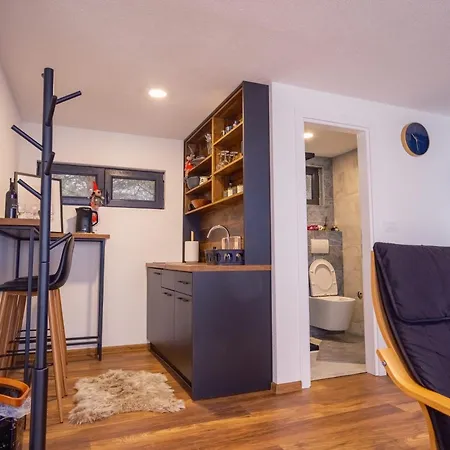 Container House Kod Cupe 库普雷斯